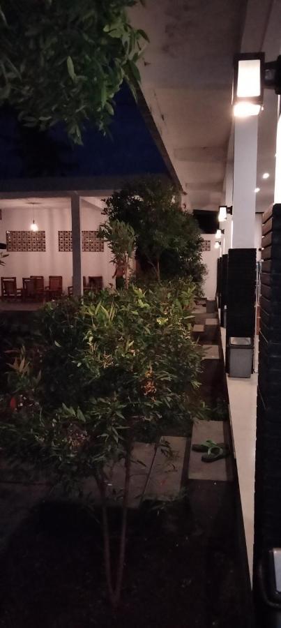Akalanka Homestay Gili Trawangan Esterno foto